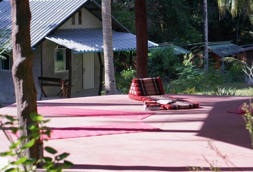 فندق صغير Eve House Koh Kood