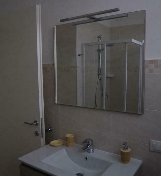 Bed and Breakfast Casa Vacanza E Per Lavoro Tessyhouse