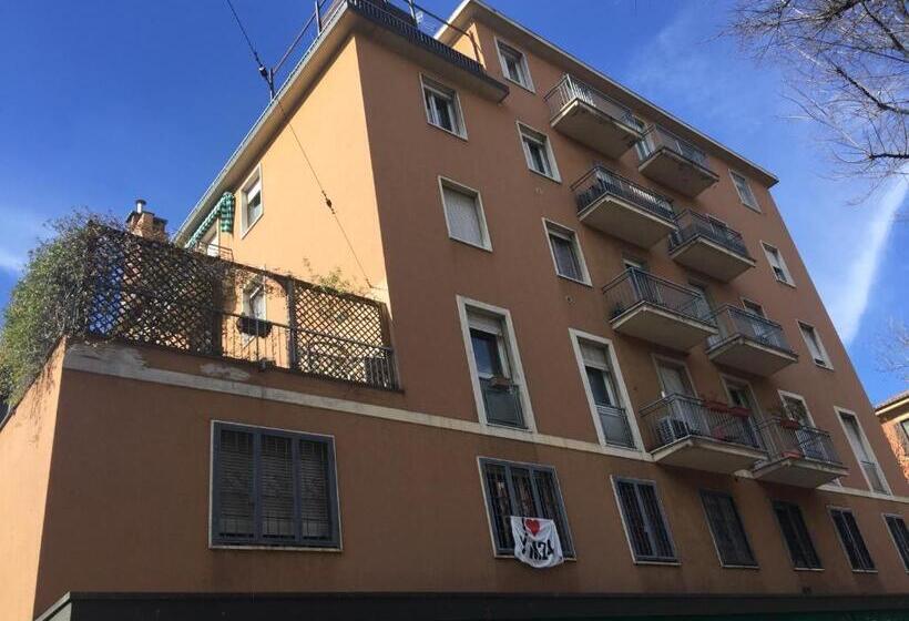 Pension (Hôtel basse catégorie) Casa Albert Stanley