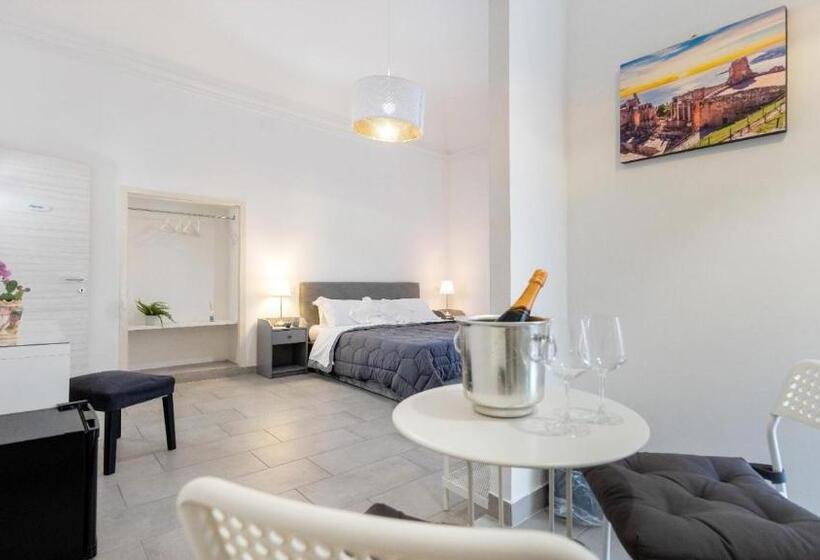 پانسیون Duomo Luxury Suite Catania