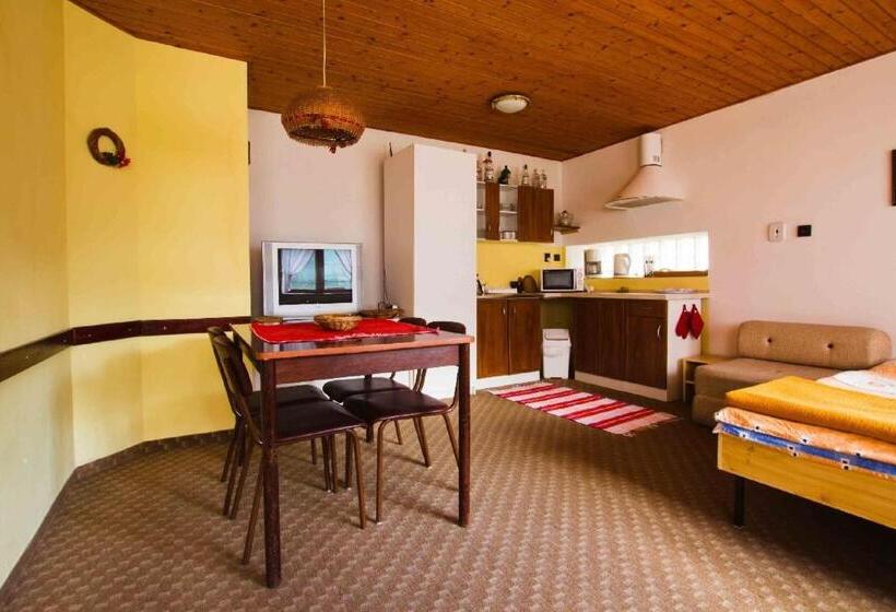 بنسيون Guest House Privat Marika