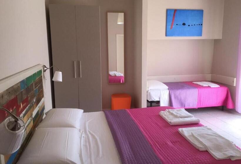 پانسیون Hostal Al Porto