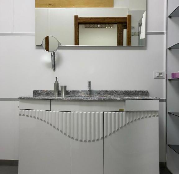 بنسيون Monterussi Bed And Breakfast
