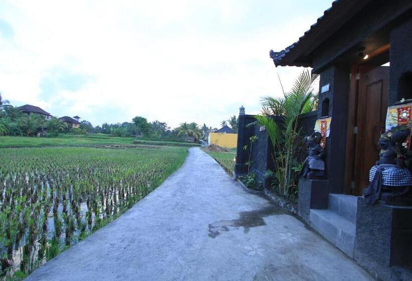 پانسیون Pondok Buda Merta