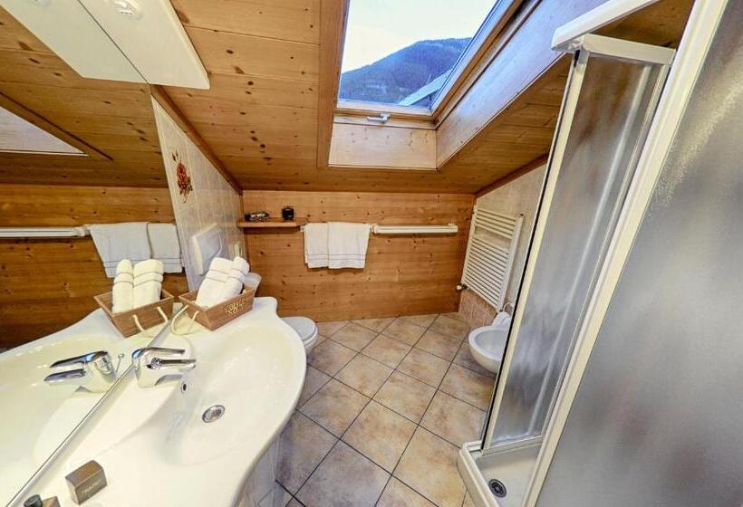 Rosengarden Alpine Residence