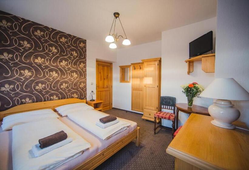 هاستل Penzion U Papoušků