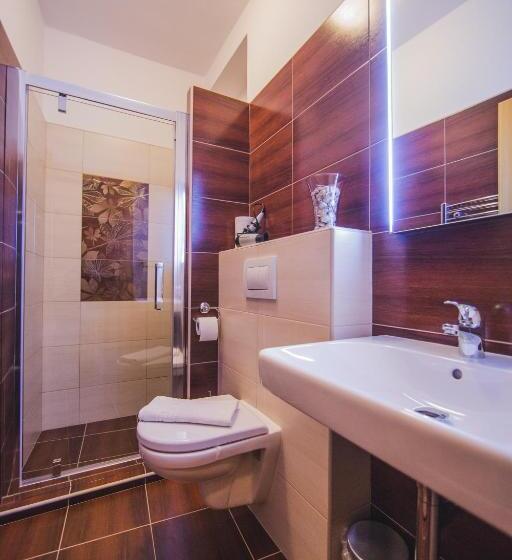 هاستل Penzion U Papoušků