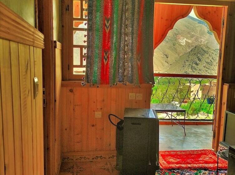 تختخواب و صبحانه Gite Tizi Mizik