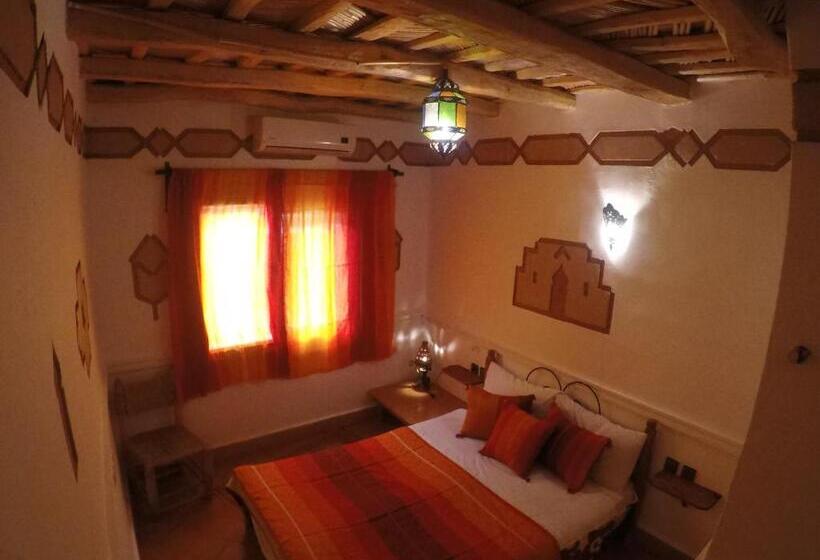 پانسیون Auberge Des Peupliers Café Restaurant