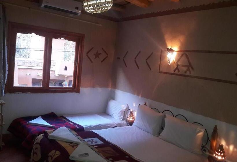 پانسیون Auberge Des Peupliers Café Restaurant