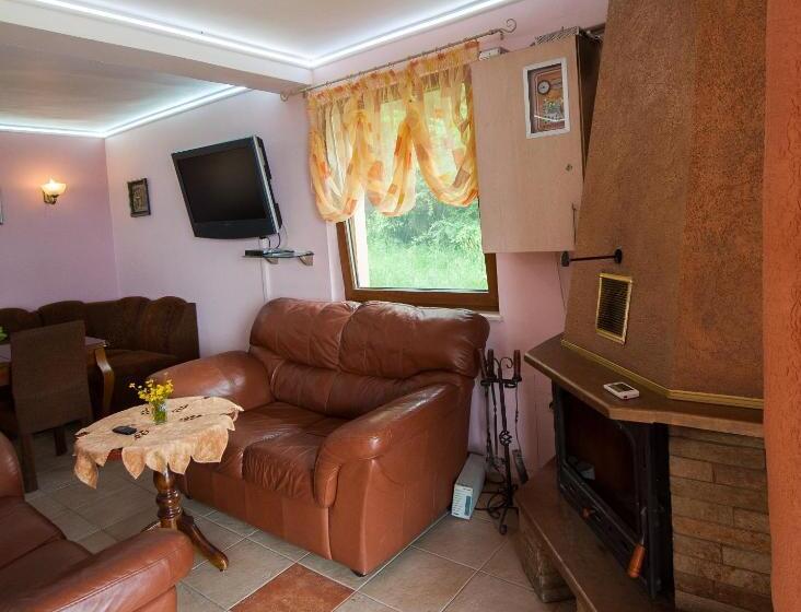 פנסיון Guest House Lidia