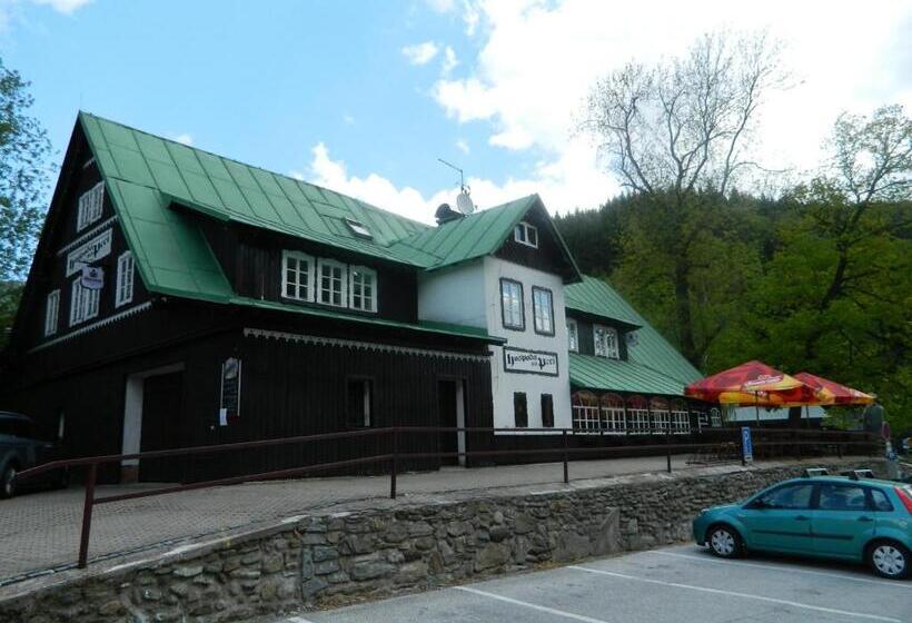 پانسیون Hospoda Na Peci