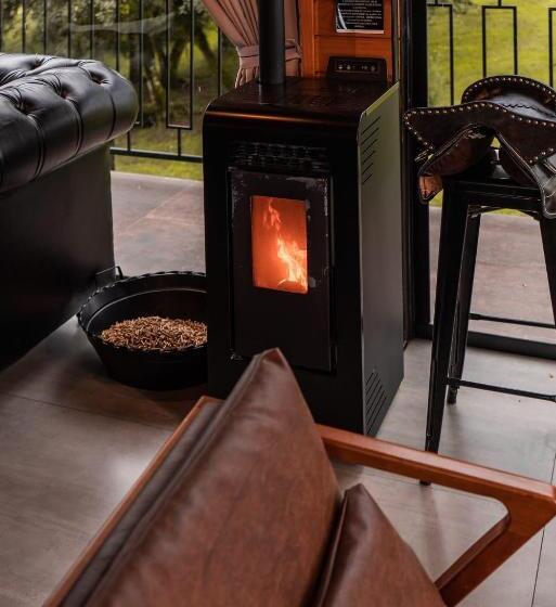 Cabana Horses La Contemporanea Próximo A Cidade E Vista Ponto Turístico Pedra Morro Do Campestre