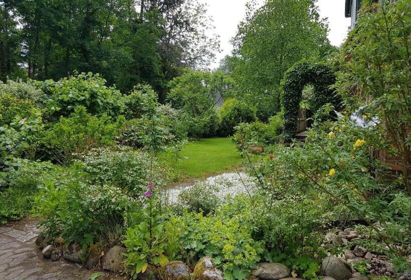 Ferienwohnung Im Naturgarten