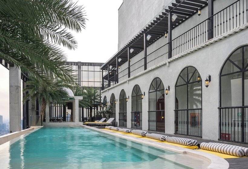 هتل The Orient Jakarta, A Royal Hideaway