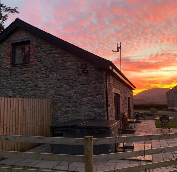 Chic Cottage Near Elan Valley And Builth Wells