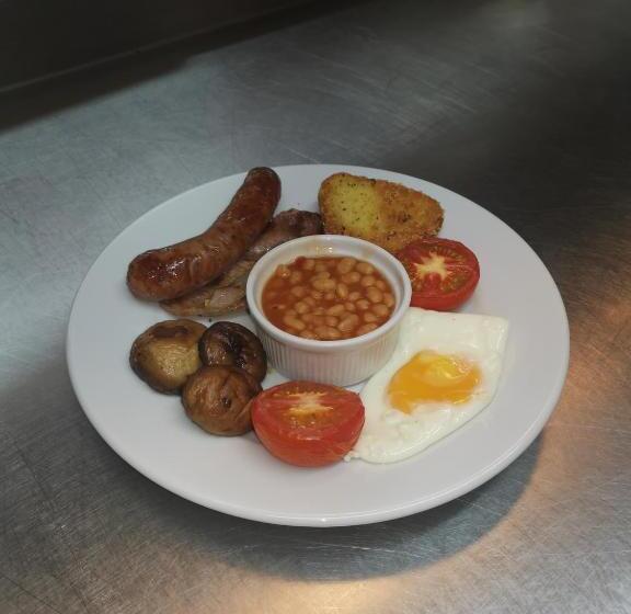 فندق Newton House