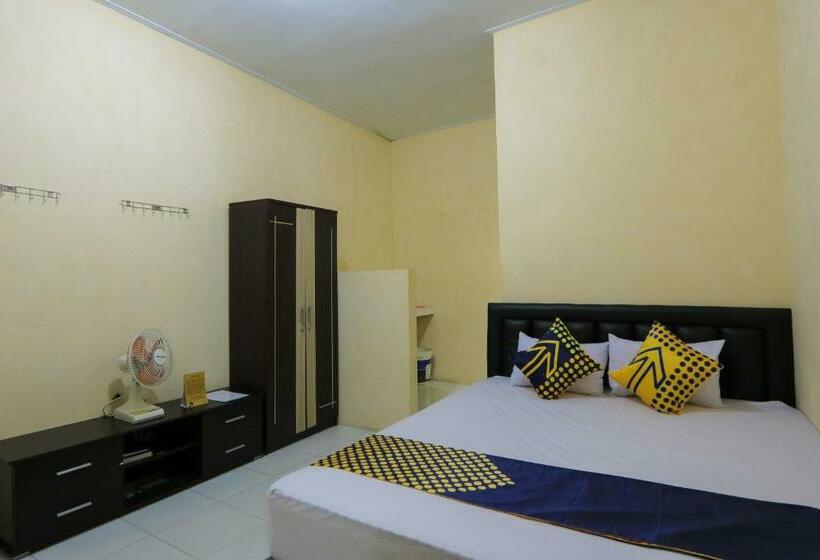 هتل Spot On 2371 Islami Family Residence