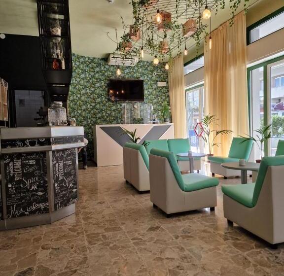 فندق Venezia Beach