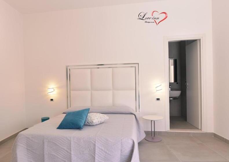 تختخواب و صبحانه Love Inn