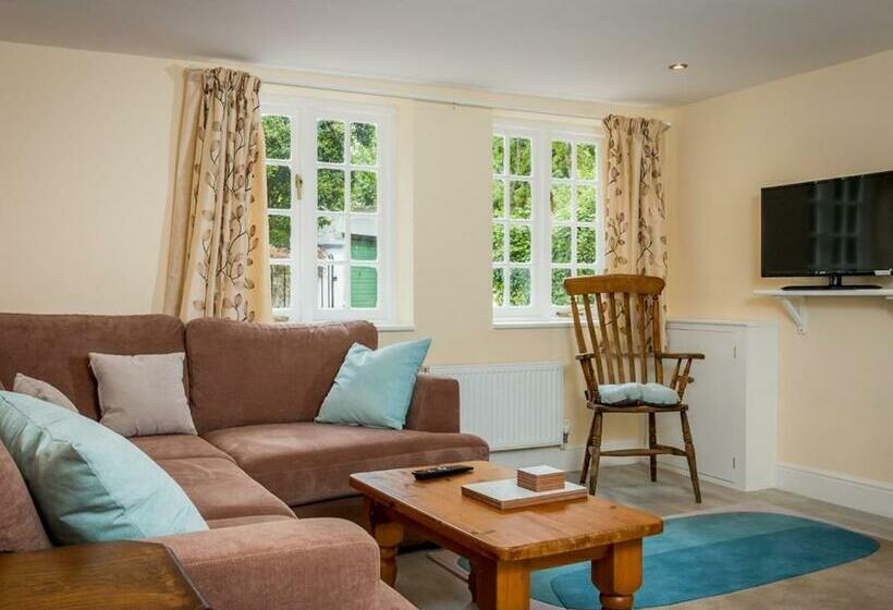 צימר Vicarage Cottage