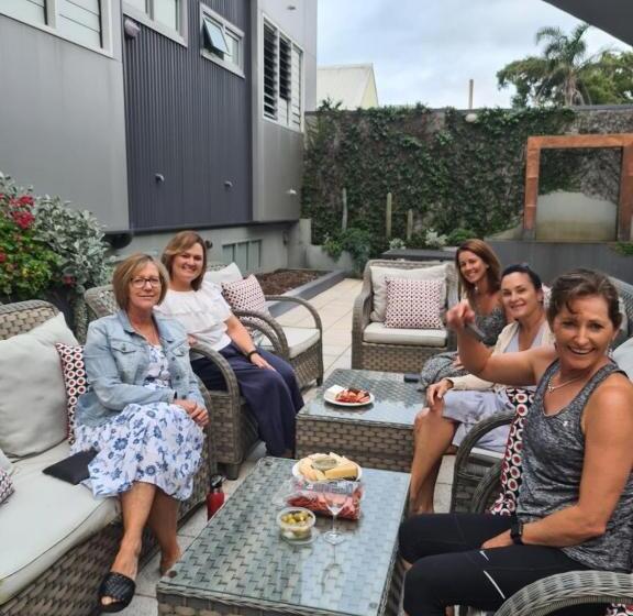 Crown On Darby Newcastle