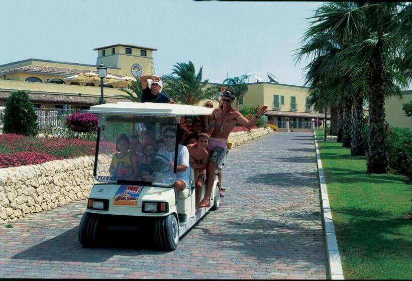 Hotel Igv Club Baia Samuele