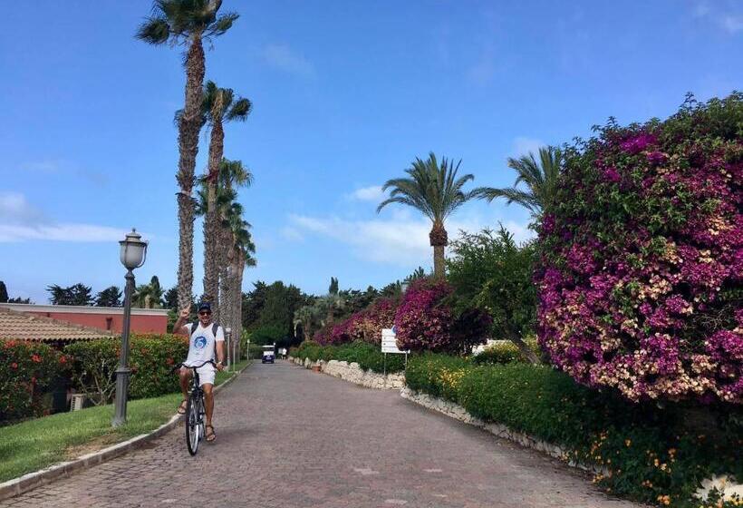 Hotel Igv Club Baia Samuele