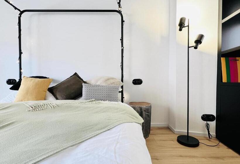 Pension Mono   Adults Only