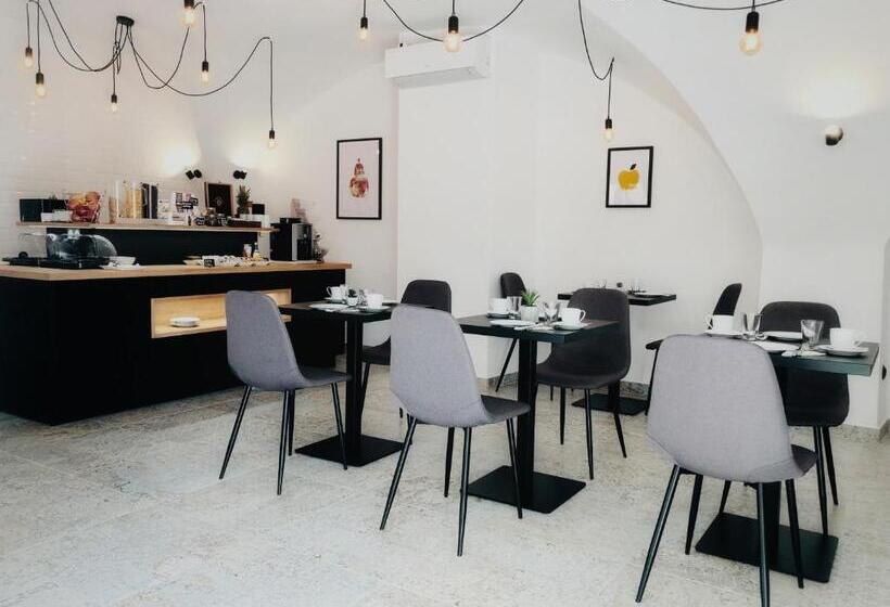 Pension Mono   Adults Only