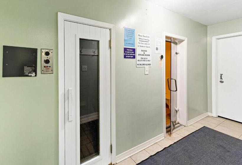 Seaside Beach & Racquet 5614