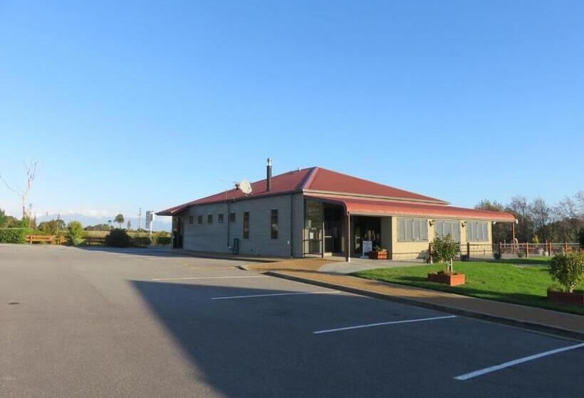 הוסטל Stations Inn