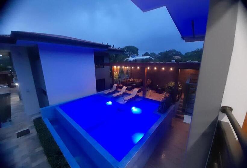 فندق Ballena Paradise Aparta