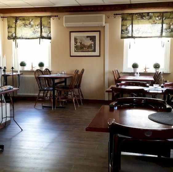 تختخواب و صبحانه Dialog Hotel Västerås