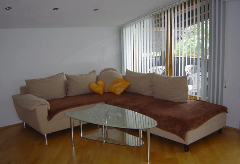 مبيت وإفطار Pension Aschlandhof