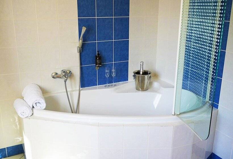 هتل Baltaci U Nahonu