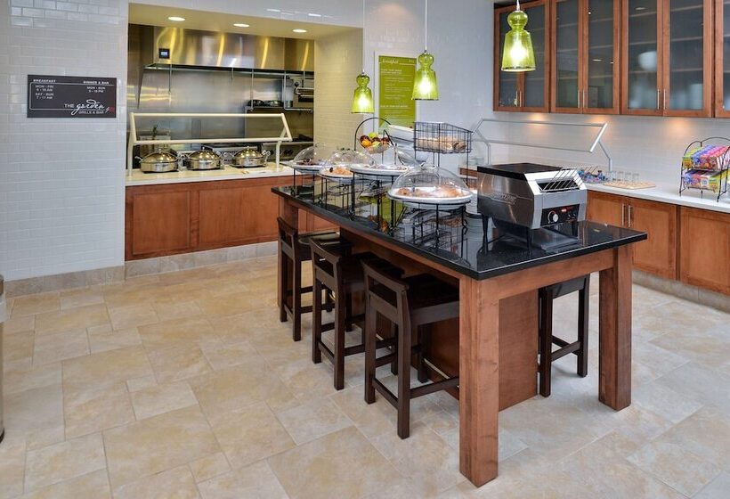 בית מלון כפרי Hilton Garden Inn Cincinnati/west Chester