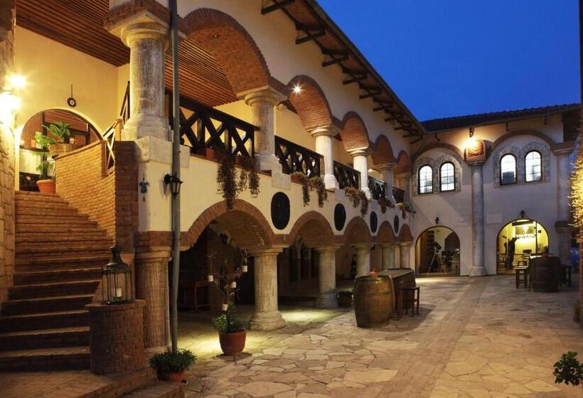 هتل Vinifera Vineyards