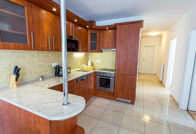 Luxury Apartment Hotel Siófok