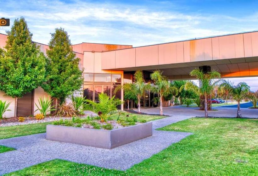 Quality Hotel Point Cook