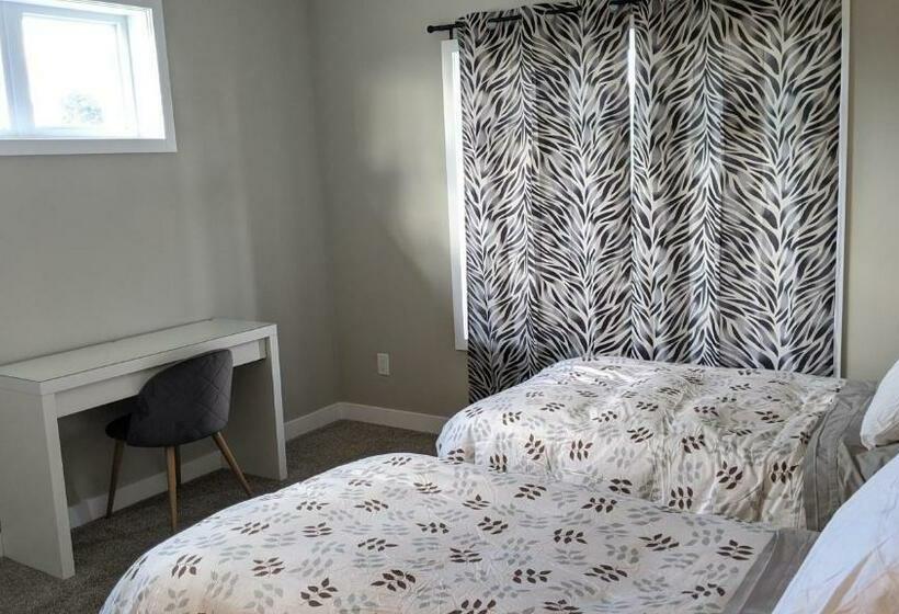 פנסיון Boardwalk Homes   Executive Guest Rooms & Townhomes