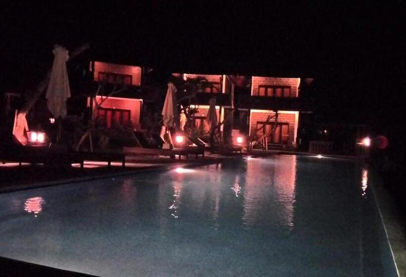 펜션 Gubug Balian Beach Bungalow