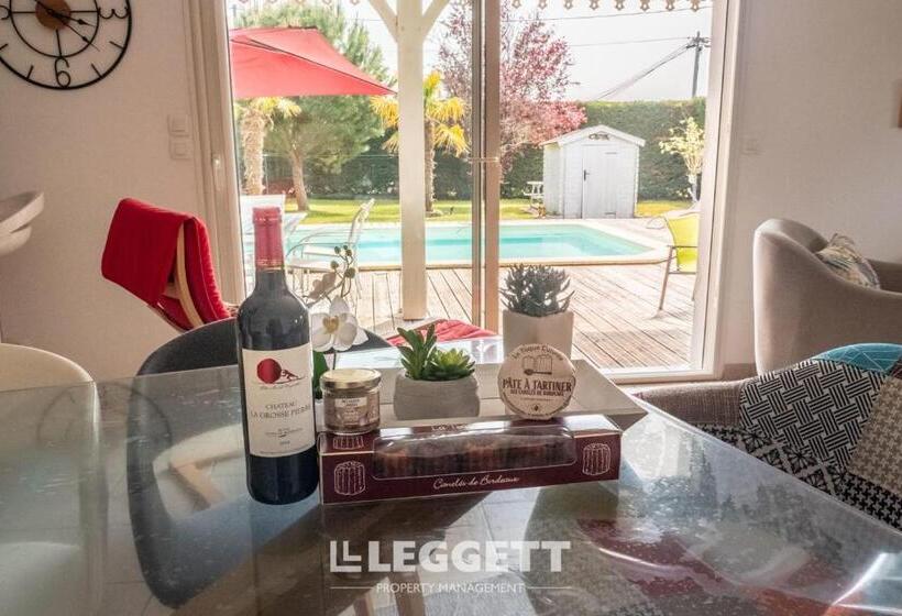 Beautiful Louisiana Villa Sleeps 6 With Pool