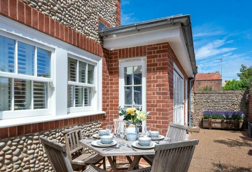 Jubilee Cottage