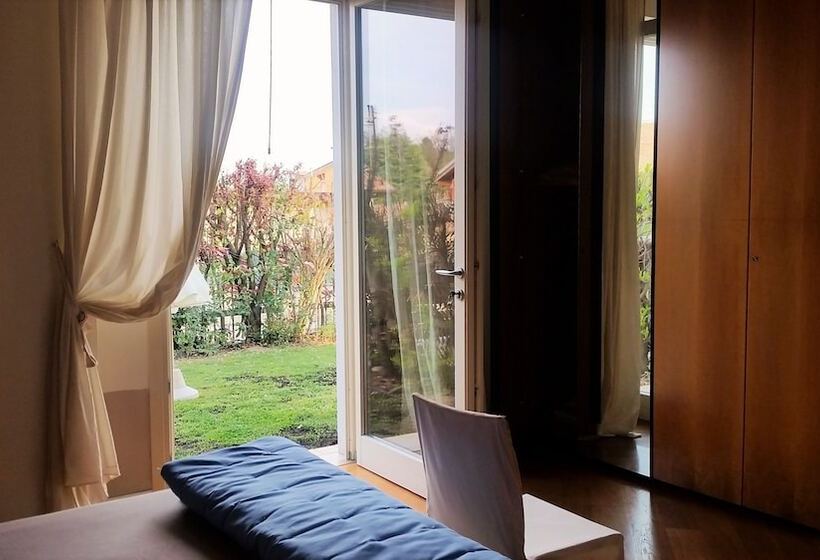 تختخواب و صبحانه A Casa Di Manu