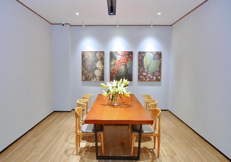 Hanting Hotel Shenzhen Nanshan Metro Station