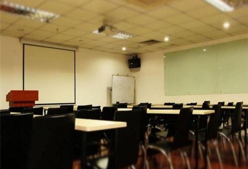 Hanting Hotel Shenzhen Nanshan Metro Station