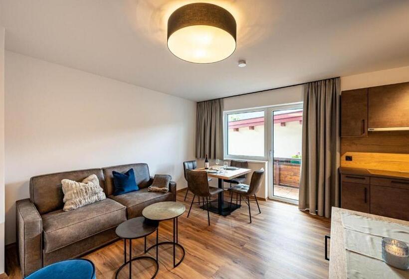 Отель Rustika   Appartements & Spa