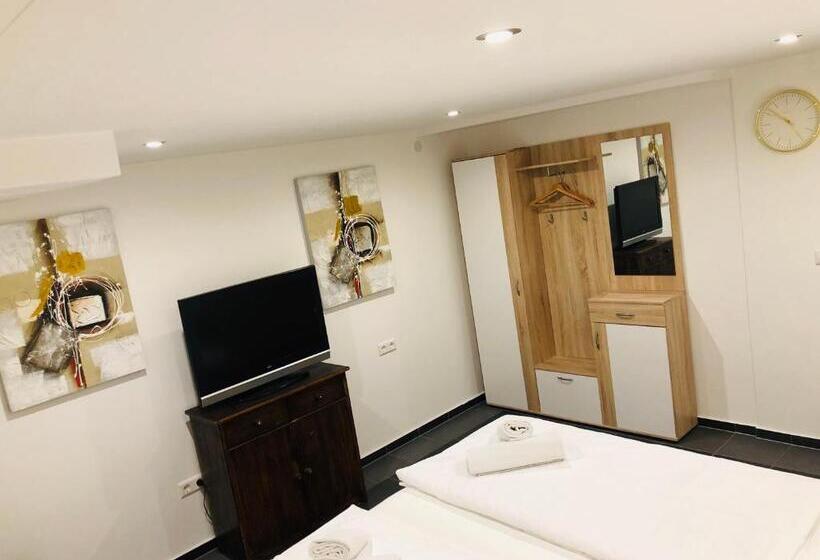 پانسیون Krone