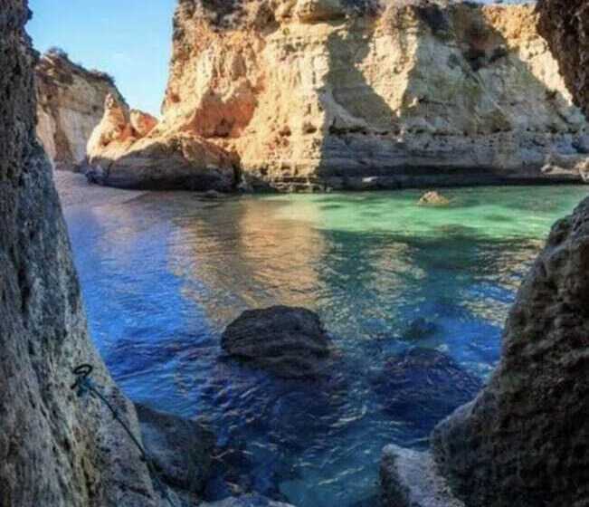 Captivating Studio Apartment In Mexilhoeira Grande